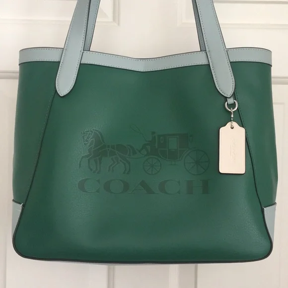 🌺HP🌺 Coach Tote Colorblock with Horse Carriage Pebble Leather Green Multi NWT - Picture 2 of 8